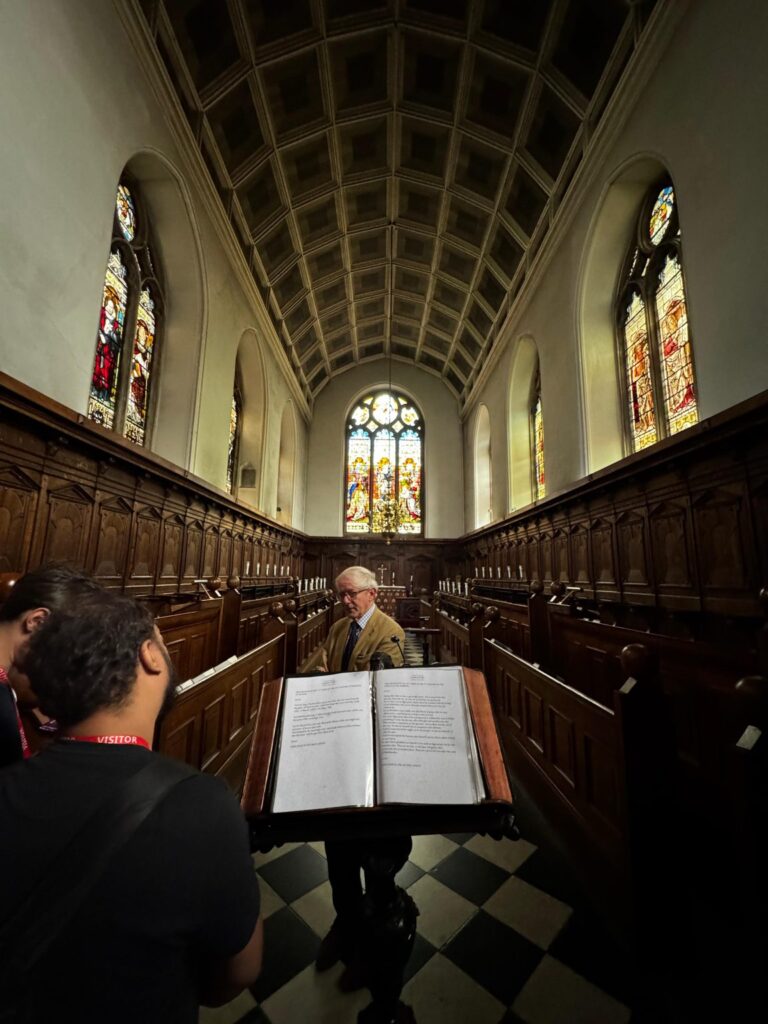 A capela do Oriel College, onde também rezaram John Keble e Edward Pulsey.